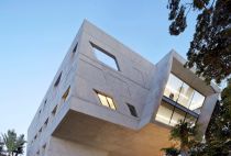 Zaha Hadid Architects:黎巴嫩Issam Fares国际关系学院
